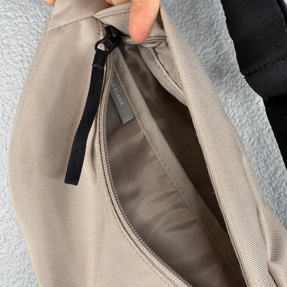 Everlane Fanny Pack - Picture 5 of 6